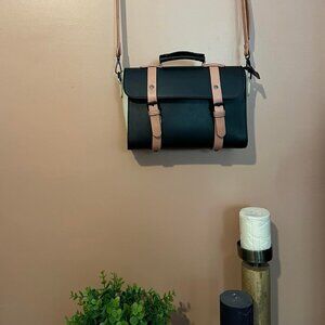 Pixie Mood Steph Crossbody Purse Vegan Leather Black/Tan/Cream